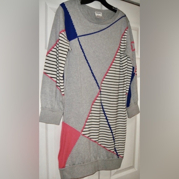 RARE Vintage CHANEL Sweater Dress 38 - Picture 8 of 16